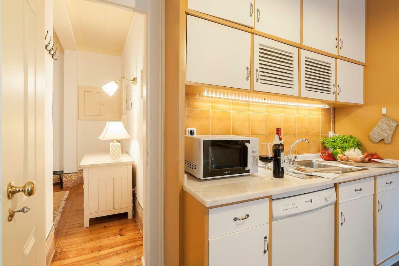 2 Bedroom Apartment With Patio Next To Avenida Da Liberdade Lisboa Εξωτερικό φωτογραφία