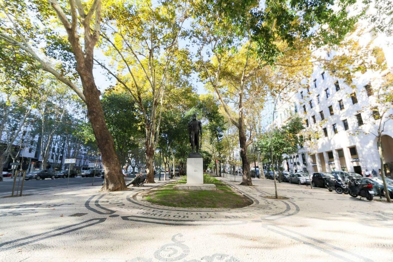 2 Bedroom Apartment With Patio Next To Avenida Da Liberdade Lisboa Εξωτερικό φωτογραφία